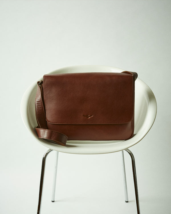 Montoro Brandy Messenger Bag
