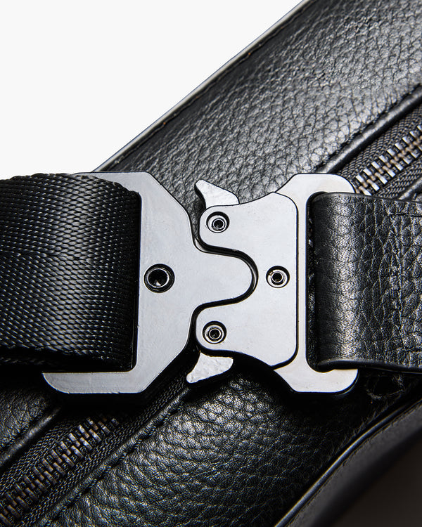 Montoro Black Belt Bag